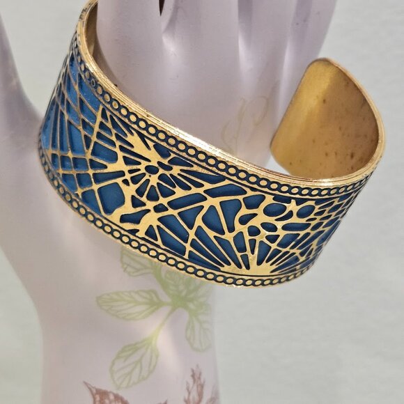 Metropolitan Museum of Art MMA Pine Needle Cuff Bracelet Blue Enamel Gold Tone - Picture 1 of 12